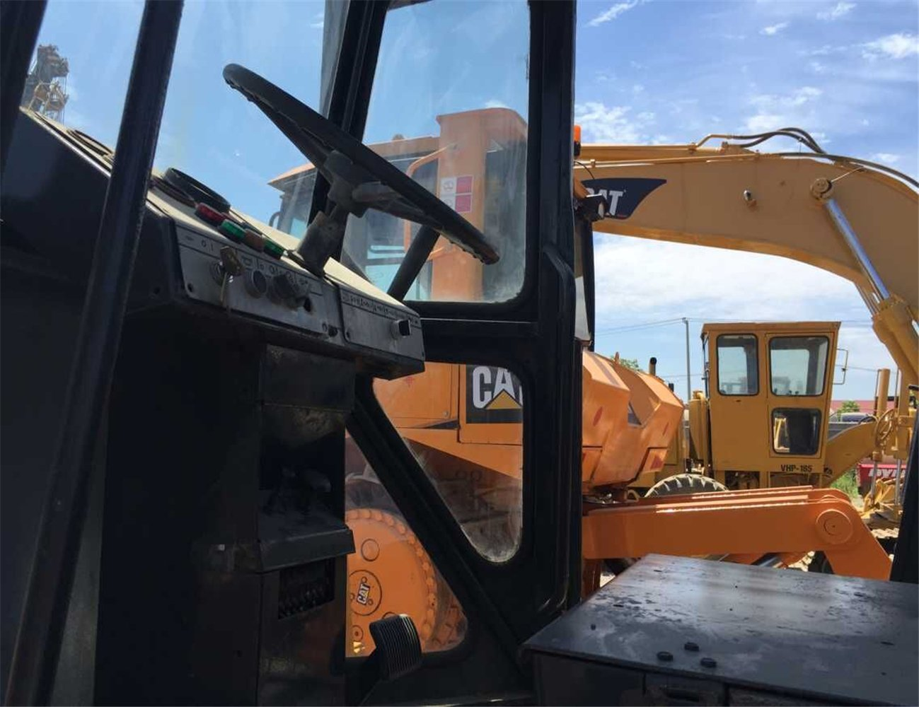 13ton Secondhand Dynapac Sheep Foot Road Roller Ca30d, USD Vibratory Smooth Drum Roller Ca25D, Ca35D, Ca251d, Ca301d Dynapac Compactor, for Sale