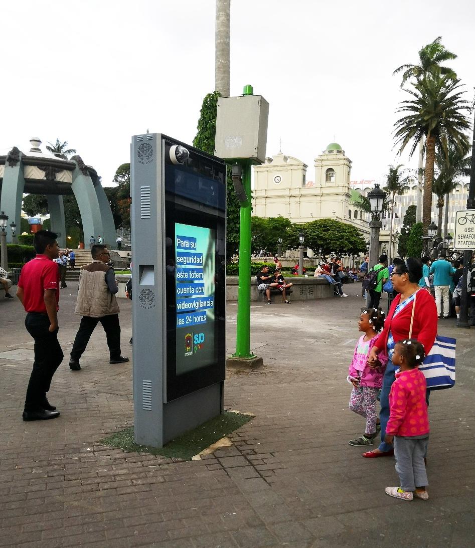 Outdoor Digital Advertising Screen Factory: How Smart Manufacturing Delivers Durable Displays for Every Climate