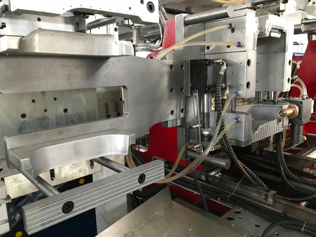 20L Cube Mold with Unscrewing Device