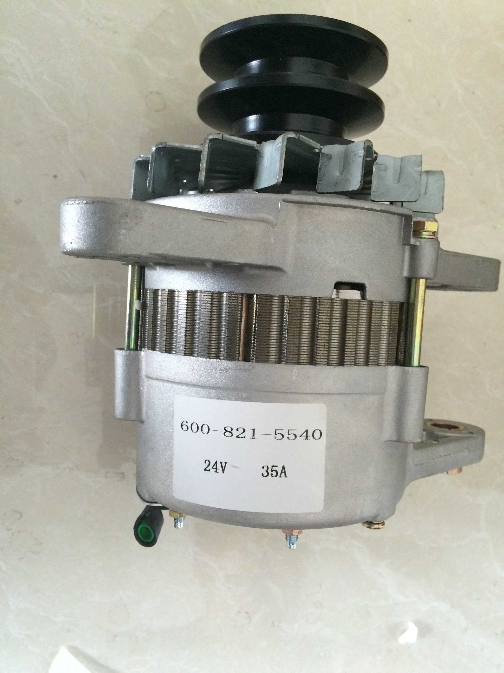 Excavator Parts R60 -5 Hyundai Alternator for 4tne94 Engine