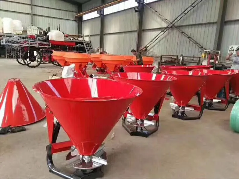 Farm Tractor CDR Fertilizer Spreader Applicable for Spreading Inorganic Fertilizer