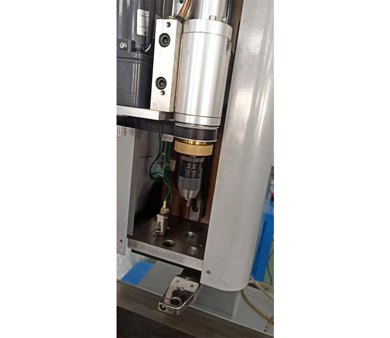 High Precision Dd703 Small Hole EDM Drilling Machine