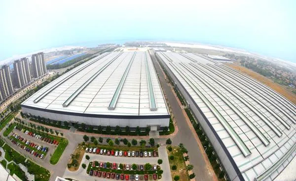 Hot Sale 4 Ton Ensign Brand Yx646 Wheel Loader with Weichai Engine and Planetary Transmisison