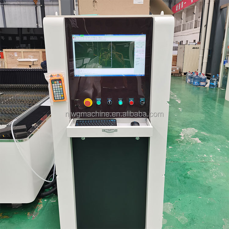 Old Laser Cutting Closed Type 6025 CNC Fiber Laser Cutting Machine with Exchange Table 2kw 4kw