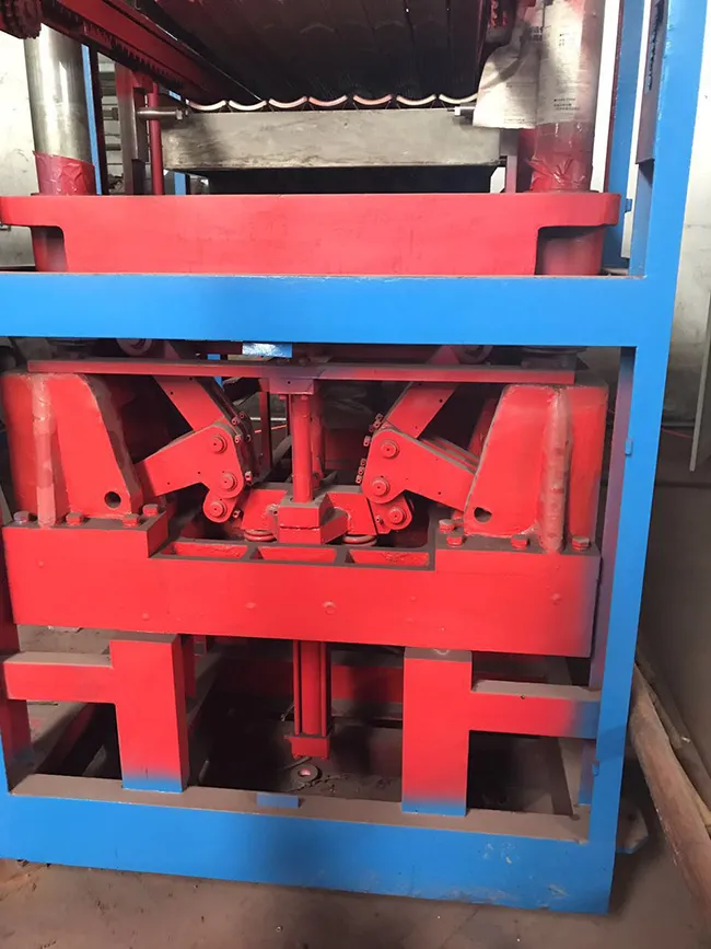 Plastic Cup Making Machine for Round Square PP Pet Mould