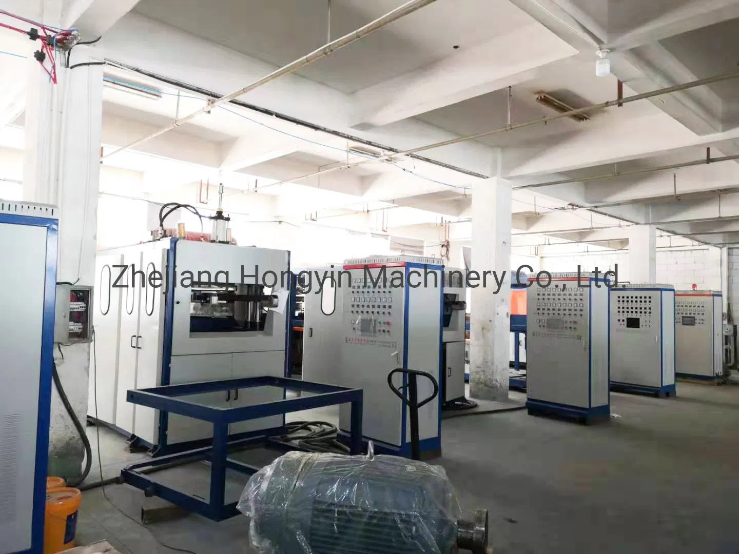 Plastic Water Cup Ice Cream Bowl Thermoforming Machine