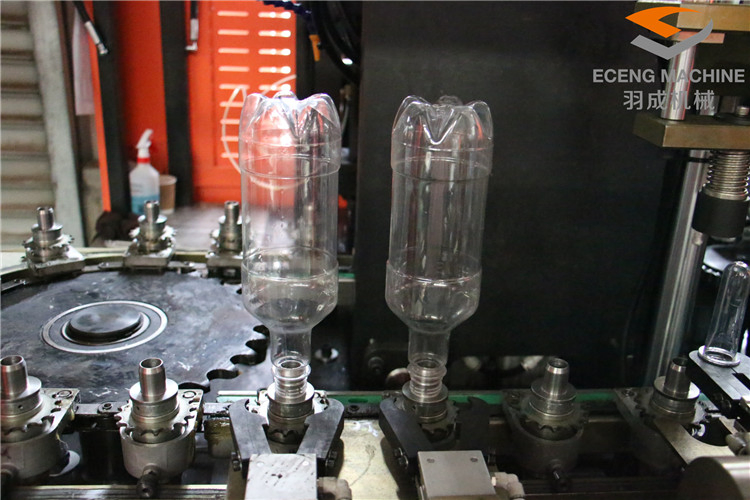 Prominent and Well Made K5l4 Plastic Bottle Making Machine Blowing Machine at High Speed
