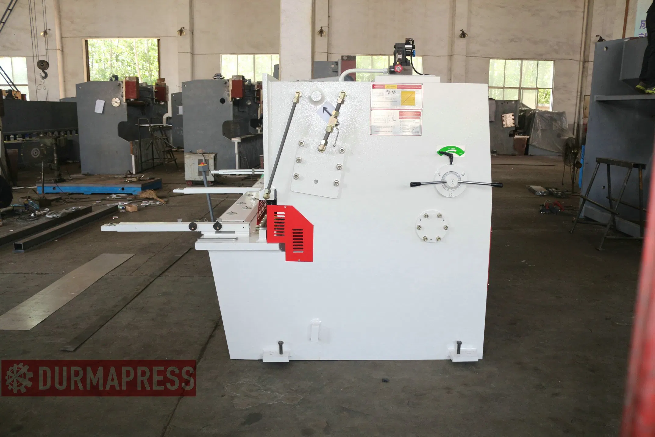 QC12y -6X3200 New European Safety Hydraulic Guillotine Shearing Machine Cutter