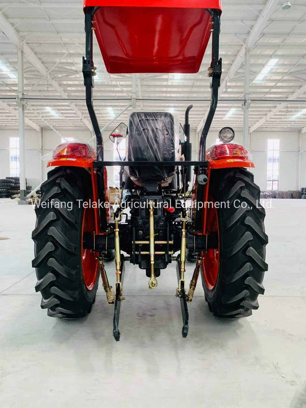 Telake Agricultural Machinery Mini Four Wheel Small Garden Tractor with Excavator Bucket