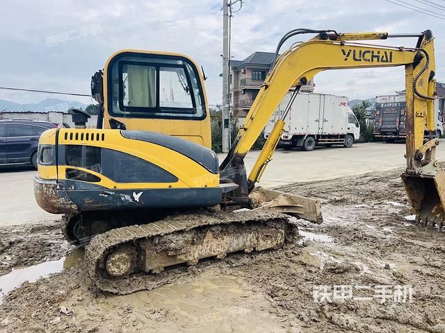 Used Second-Hand Excavator Digger Yuchai Yc60-8 Small Mini Crawler Heavy Equipment Backhoe