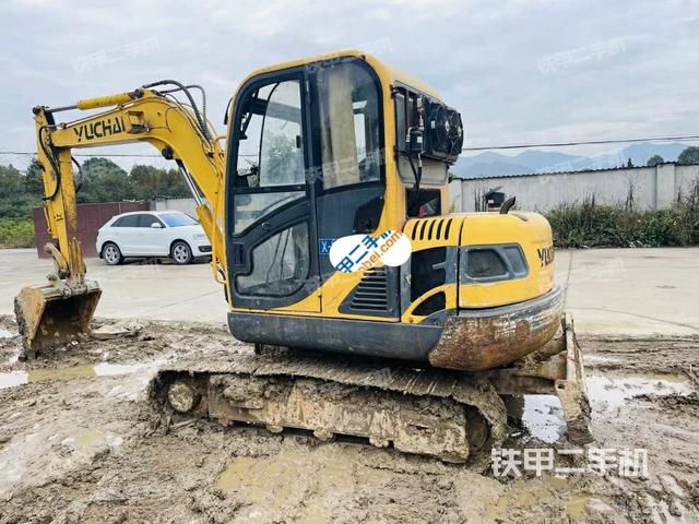 Used Second-Hand Excavator Digger Yuchai Yc60-8 Small Mini Crawler Heavy Equipment Backhoe