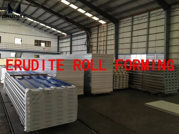 Yx15-999/1150 Roll Forming Machine for The Inner Profile of Sandwich Panel